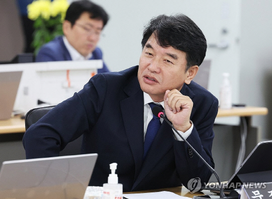 문진석 더불어민주당 의원. 연합뉴스.